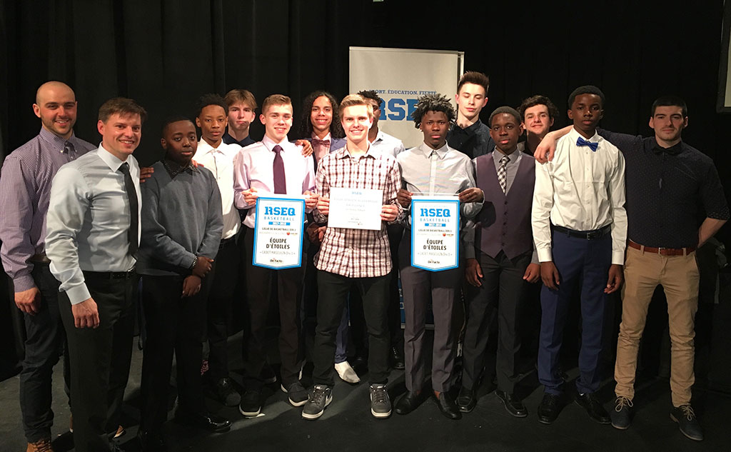 Equipe-cadet-D1-banquet-de-ligue-2017-2018-1